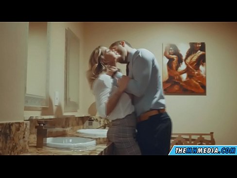 ❤️ Cuando una rubia tetona te seduce en un baño público ❤❌ Porno vk en es.gayasianporn.ru ❌️❤️❤️❤️❤️❤️❤️❤️